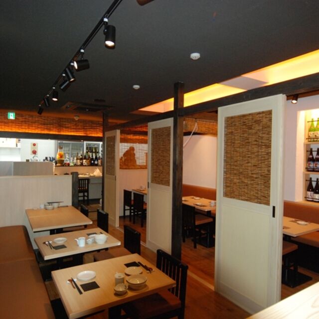 優秀な施工職人が大切にお店を作ります